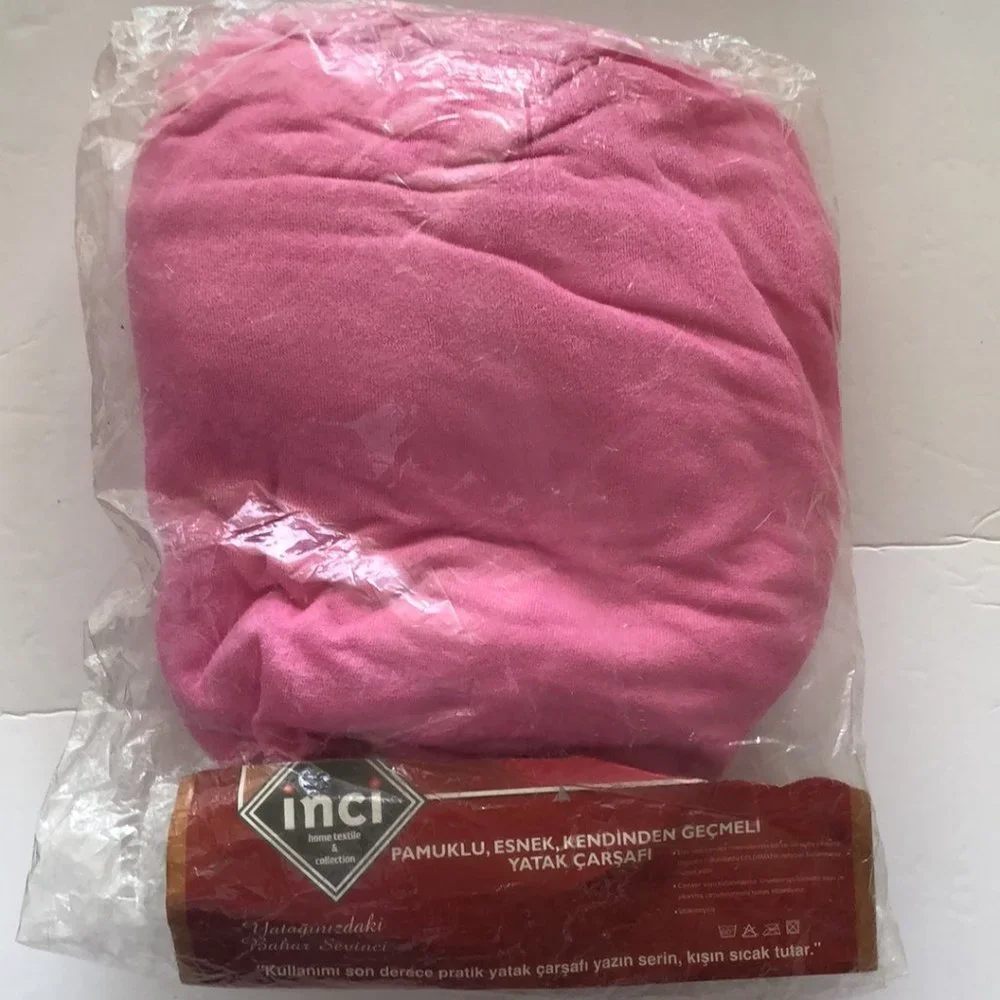 Inci Pink fitted sheet mesh queen new